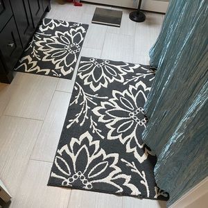 Bathroom rugs